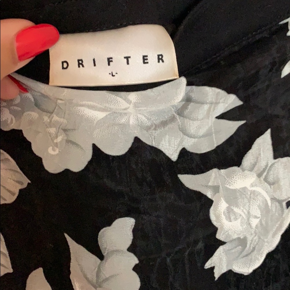 DRIFTER unique floral overlay skirt - Picture 3 of 6